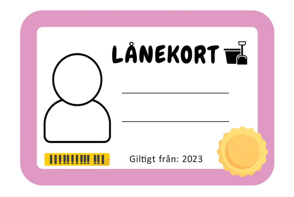 Ett lånekort med rosa ram där man ska fylla i sitt namn.